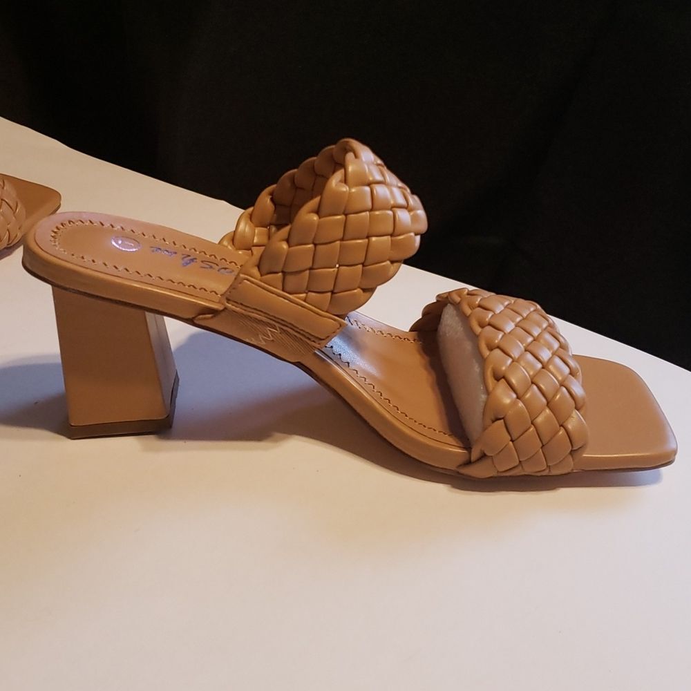 Mysoft Sandals Braided Bands Woman's Size 7 Jdo1